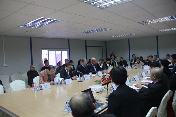 國際籃聯考察團實地考察2019年男籃球佛山賽區主場館